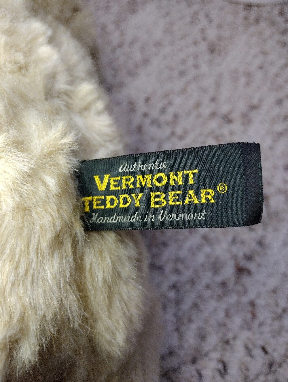 Vintage 1990's Classic Handmade 15 Inch Plush Cream Jointed Vermont Teddy Bear - Picture 6 of 8